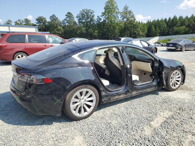 5YJSA1E28HF230923 - 2017 TESLA MODEL S BLACK photo 3
