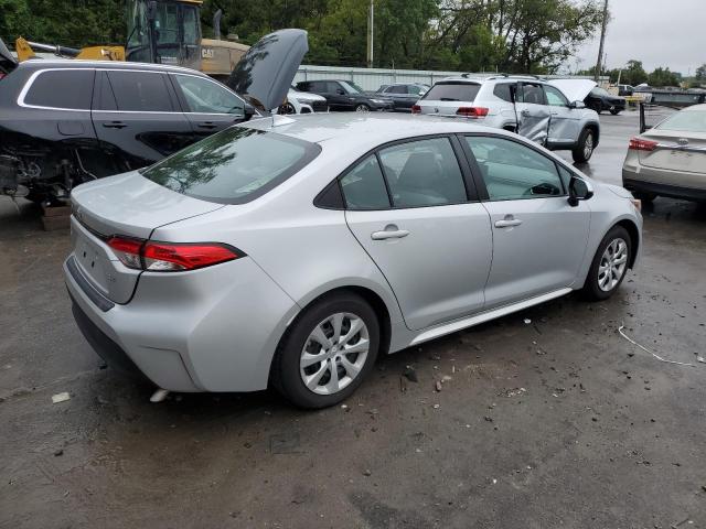 5YFB4MDE8RP135532 - 2024 TOYOTA COROLLA LE SILVER photo 3