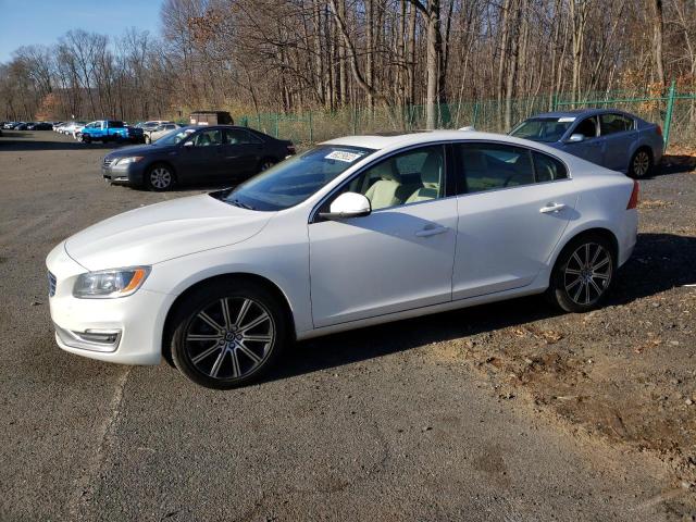 LYV402TK8JB172601 - 2018 VOLVO S60 INSCRIPTION WHITE photo 1