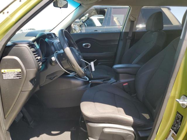 KNDJN2A20K7916575 - 2019 KIA SOUL GREEN photo 7