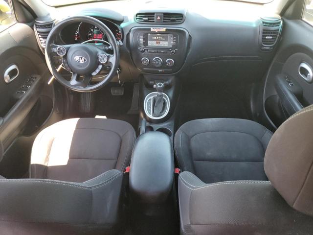 KNDJN2A20K7916575 - 2019 KIA SOUL GREEN photo 8