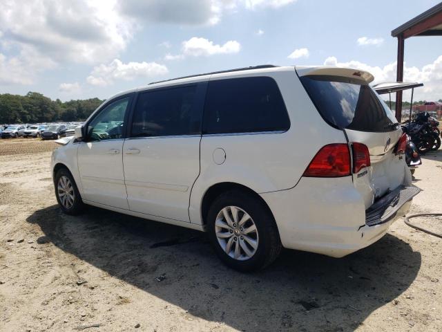 2C4RVABG5CR391696 - 2012 VOLKSWAGEN ROUTAN SE WHITE photo 2