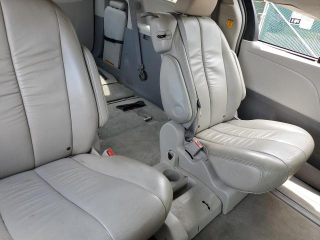 5TDYK3DC7BS156622 - 2011 TOYOTA SIENNA XLE 白色 照片 11