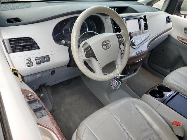 5TDYK3DC7BS156622 - 2011 TOYOTA SIENNA XLE 白色 照片 8