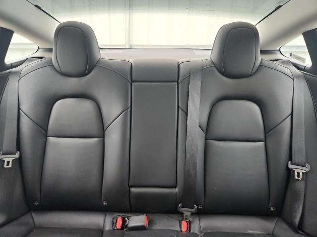 5YJ3E1EC4PF636472 - 2023 TESLA MODEL 3 أبيض صورة 10