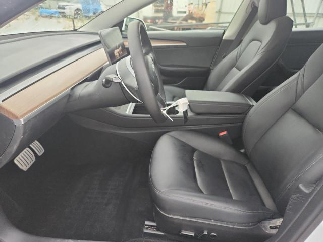 5YJ3E1EC4PF636472 - 2023 TESLA MODEL 3 أبيض صورة 7