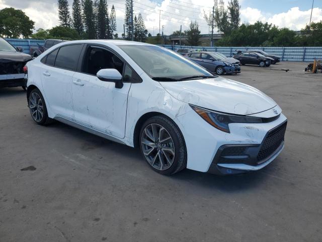 5YFS4MCE6MP092299 - 2021 TOYOTA COROLLA SE WHITE photo 4