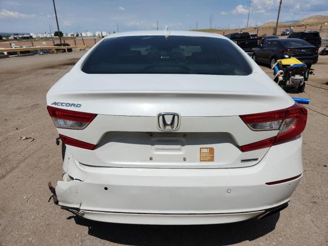 1HGCV1F91JA195808 - 2018 HONDA ACCORD TOURING WHITE photo 6