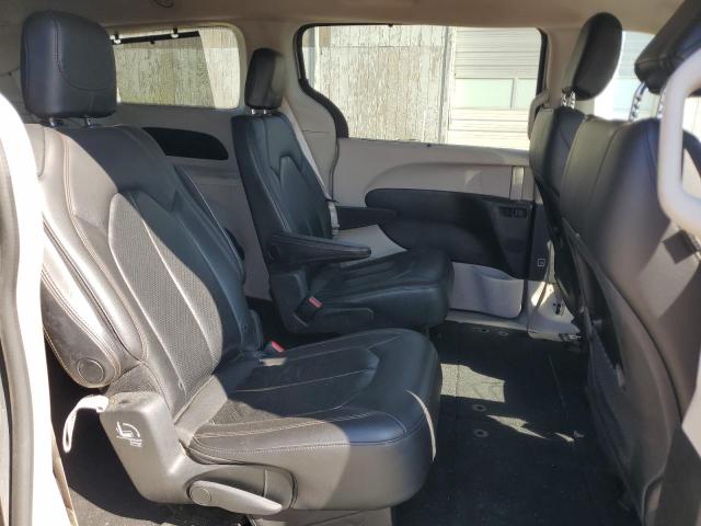 2C4RC1BG4KR507135 - 2019 CHRYSLER PACIFICA TOURING L SILVER photo 11