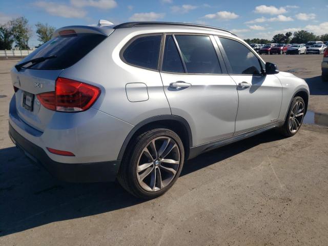 WBAVM1C50DVW42764 - 2013 BMW X1 SDRIVE28I SILVER photo 3