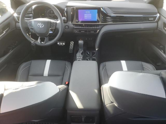 4T1DAACK3SU180745 - 2025 TOYOTA CAMRY XSE 灰色 照片 8