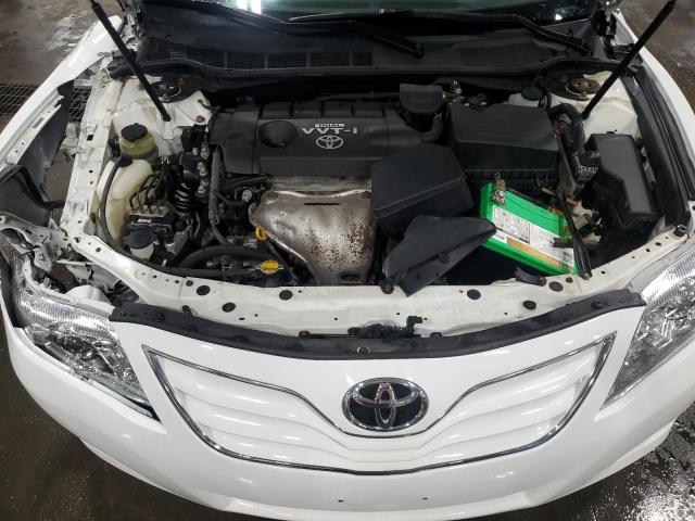 4T1BF3EK7AU557769 - 2010 TOYOTA CAMRY BASE WHITE photo 11