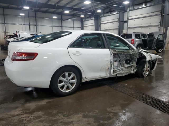 4T1BF3EK7AU557769 - 2010 TOYOTA CAMRY BASE WHITE photo 3