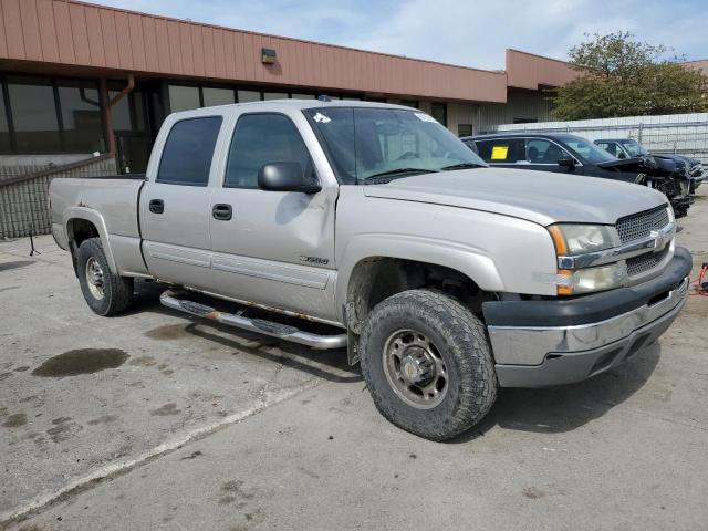 1GCGK23U04F155668 - 2004 CHEVROLET SILVERADO K2500 SILVER photo 4