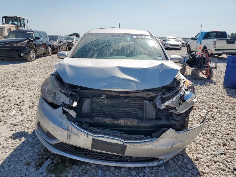 KNAFX5A88G5491337 - 2016 KIA FORTE EX SILVER photo 5