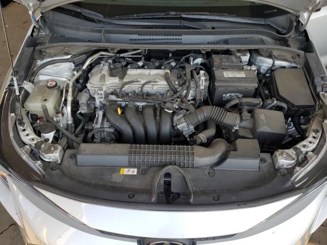 5YFEPMAE7MP173111 - 2021 TOYOTA COROLLA LE SILVER photo 11