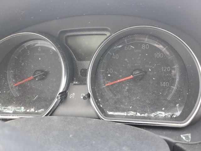 3N1CN7AP5JL824246 - 2018 NISSAN VERSA S SILVER photo 9