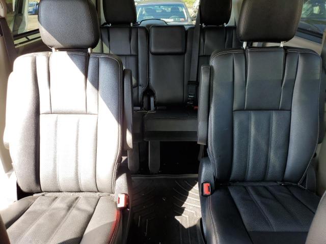 2C4RC1CG8GR303069 - 2016 CHRYSLER TOWN & COU TOURING L WHITE photo 10