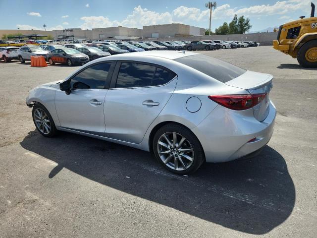 3MZBN1W33JM159902 - 2018 MAZDA 3 GRAND TOURING Күміс фото 2