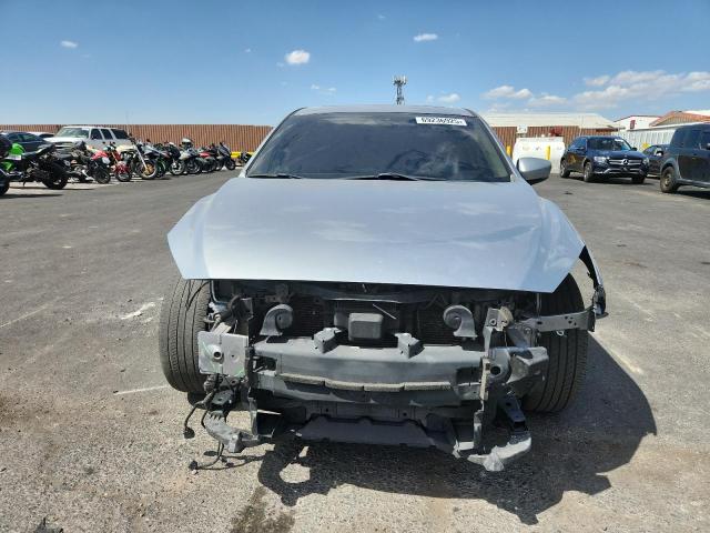 3MZBN1W33JM159902 - 2018 MAZDA 3 GRAND TOURING Күміс фото 5