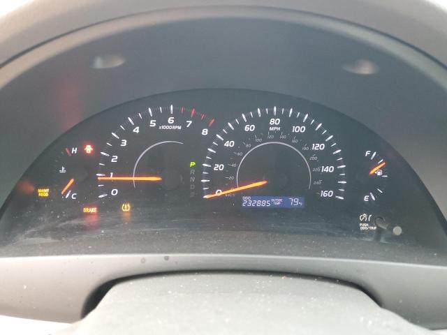 4T1BK3EK5BU621661 - 2011 TOYOTA CAMRY SE ვერცხლისფერი ფოტო 9