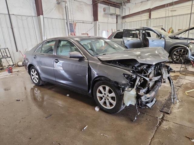 4T4BF3EKXBR119187 - 2011 TOYOTA CAMRY BASE GRAY photo 4