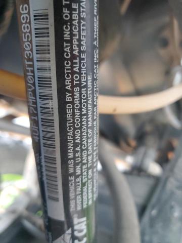 4UF17MPV0HT305896 - 2017 ARCTIC CAT ARTIC CAT Двухцветный фото 10