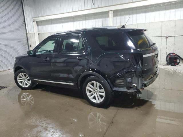 1FM5K8D88KGB29155 - 2019 FORD EXPLORER XLT BLACK photo 2