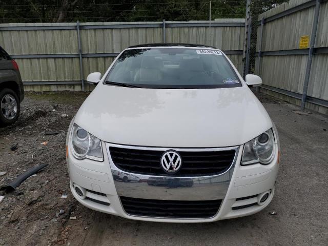 WVWFA71F18V017326 - 2008 VOLKSWAGEN EOS LUX 白色 照片 5