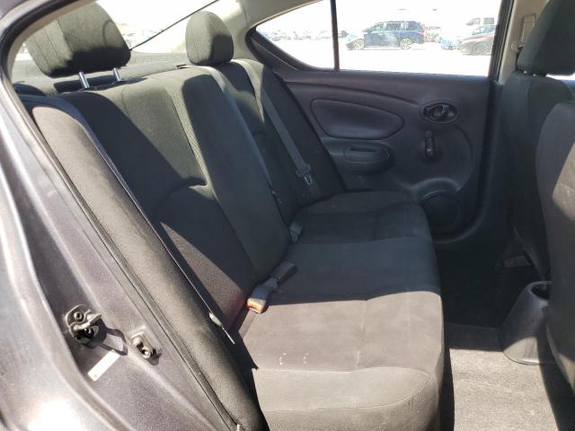 3N1CN7AP8JL801401 - 2018 NISSAN VERSA S GRAY photo 10