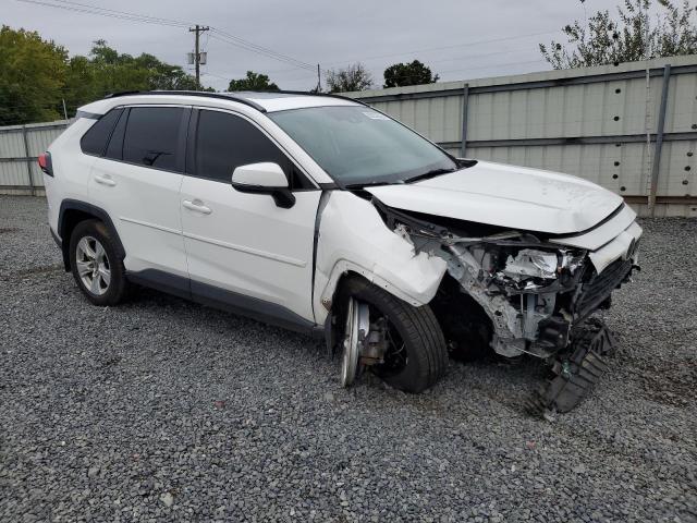JTMP1RFV6KD037620 - 2019 TOYOTA RAV4 XLE Սպիտակ լուսանկար 4