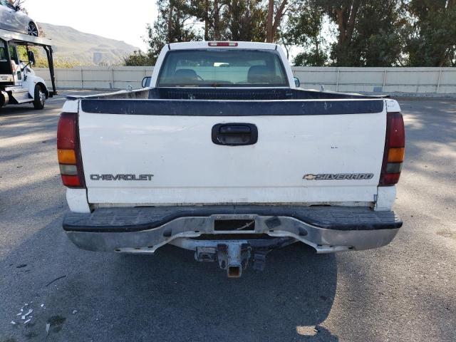 1GBGC24U42Z102256 - 2002 CHEVROLET SILVERADO C2500 WHITE photo 6