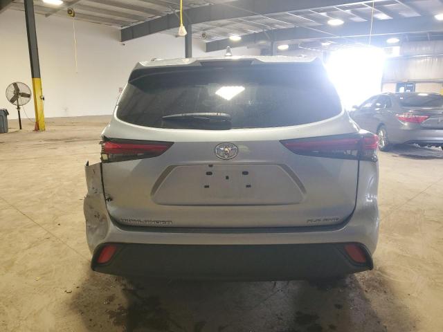 5TDGZRBH3MS100849 - 2021 TOYOTA HIGHLANDER XLE SILVER photo 6