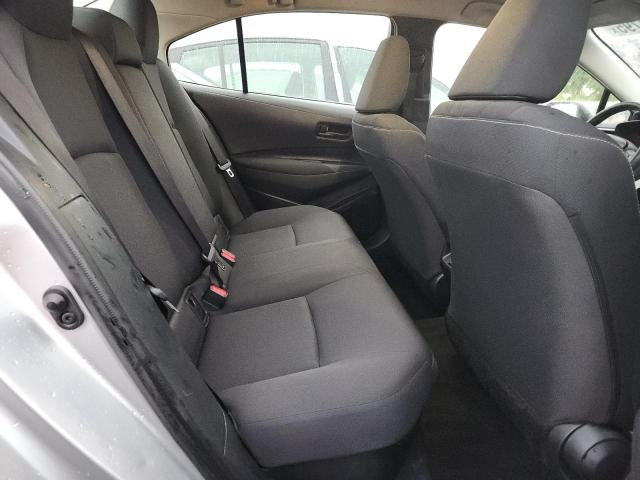 JTDBCMFE8RJ028808 - 2024 TOYOTA COROLLA LE SILVER photo 10