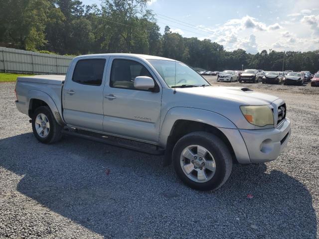 3TMLU42N35M002492 - 2005 TOYOTA TACOMA DOUBLE CAB 银色 照片 4