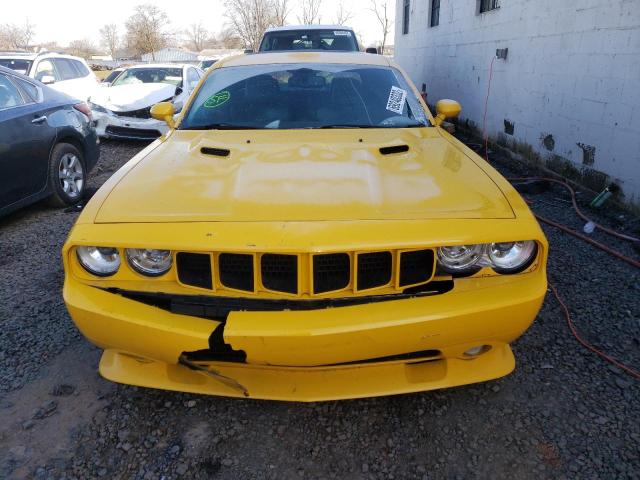 2C3CDYCJ1CH285185 - 2012 DODGE CHALLENGER YELLOW photo 5