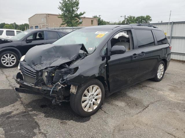 2016 TOYOTA SIENNA LE, 