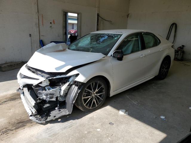 4T1G11AK7PU770292 - 2023 TOYOTA CAMRY SE NIGHT SHADE WHITE photo 1