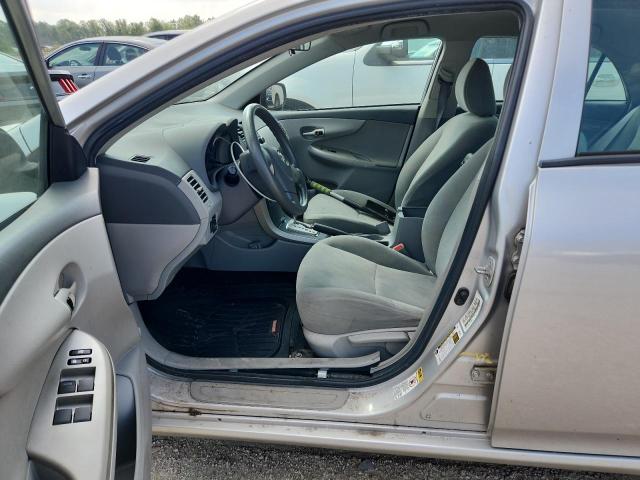 1NXBU4EE2AZ188003 - 2010 TOYOTA COROLLA BASE SILVER photo 12