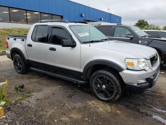 1FMEU51E29UA22732 - 2009 FORD EXPLORER S XLT SILVER photo 4