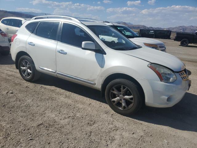 JN8AS5MT7BW190562 - 2011 NISSAN ROGUE S WHITE photo 4