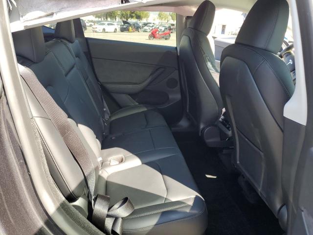 7SAYGDEF4SF242798 - 2025 TESLA MODEL Y GRAY photo 10