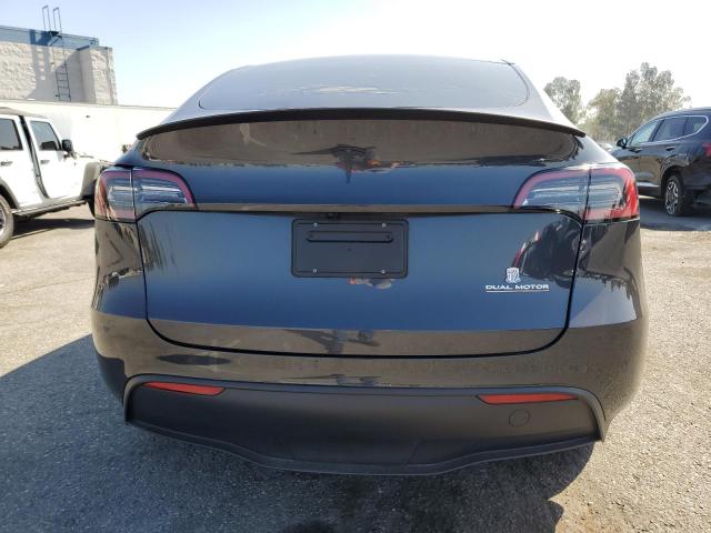 7SAYGDEF4SF242798 - 2025 TESLA MODEL Y GRAY photo 6