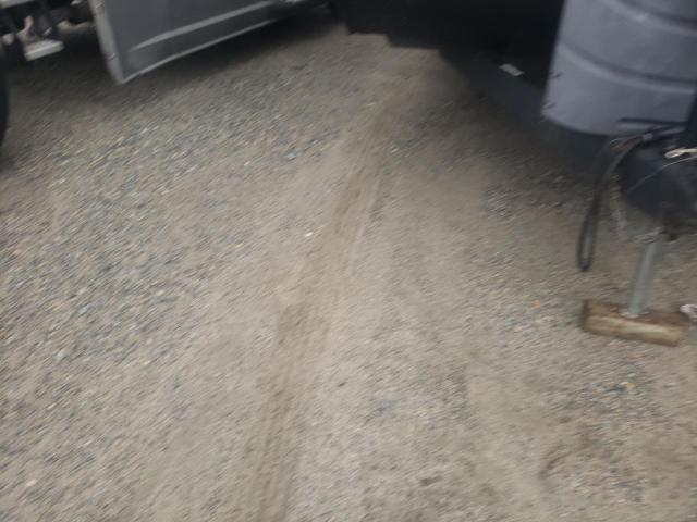 4X4TSMB27GA316510 - 2016 SALM TRAILER Zweifarbig Foto 7