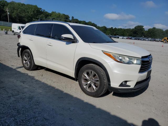 5TDJKRFH5FS182719 - 2015 TOYOTA HIGHLANDER XLE WHITE photo 4