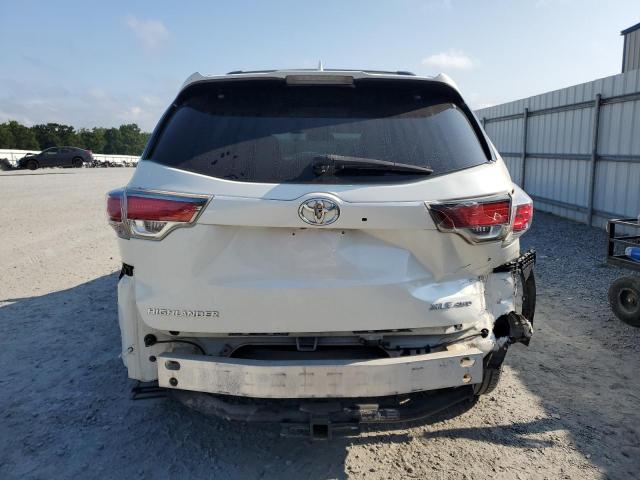 5TDJKRFH5FS182719 - 2015 TOYOTA HIGHLANDER XLE WHITE photo 6