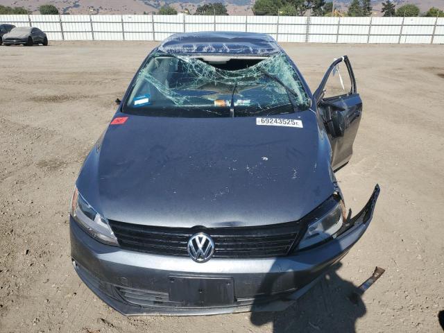 3VW2K7AJ7EM237900 - 2014 VOLKSWAGEN JETTA BASE SILVER photo 5
