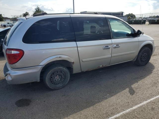 2A4GP44R16R847371 - 2006 CHRYSLER TOWN & COU LX SILVER photo 3