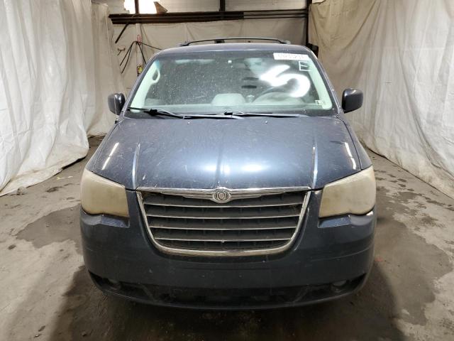 2A8HR54169R652819 - 2009 CHRYSLER TOWN & COU TOURING BLUE photo 5