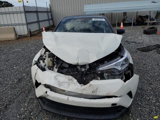 NMTKHMBX2KR096389 - 2019 TOYOTA C-HR XLE Biały zdjęcie 10